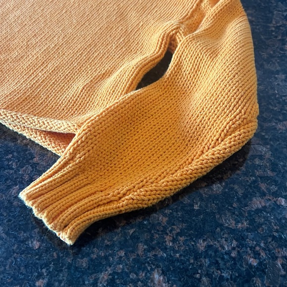 aerie Orange Women's crop Sweater Small - Picture 2 of 3